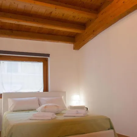 Se-wooden Corato